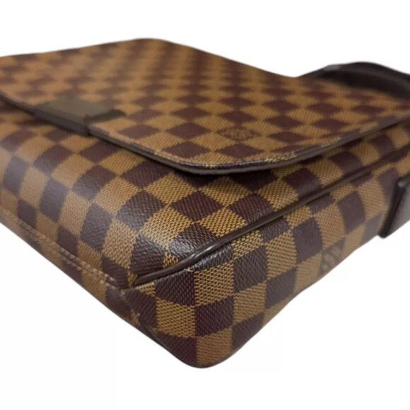 LOUIS VUITTON Shoulder Bag N41213 Damier canvas Damier District PM used - Picture 8 of 8